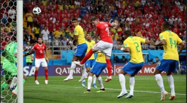 Brasil se quejó ante la FIFA por el arbitraje contra Suiza Brasil se quejó ante la FIFA por el arbitraje contra Suiza