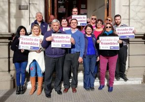 Estado de alerta y asamblea permanente en tres áreas del gobierno Estado de alerta y asamblea permanente en tres áreas del gobierno