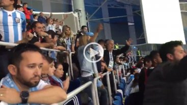 La hinchada argentina insultó a Sampaoli luego del partido La hinchada argentina insultó a Sampaoli luego del partido