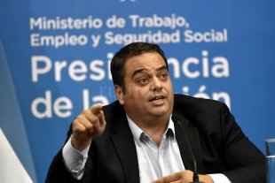 Triaca: "algunos sectores sindicales buscan aumentar las tensiones sociales" Triaca: "algunos sectores sindicales buscan aumentar las tensiones sociales"