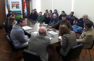 Se suspenden las medidas de fuerza en el Ministerio de la Producción Se suspenden las medidas de fuerza en el Ministerio de la Producción