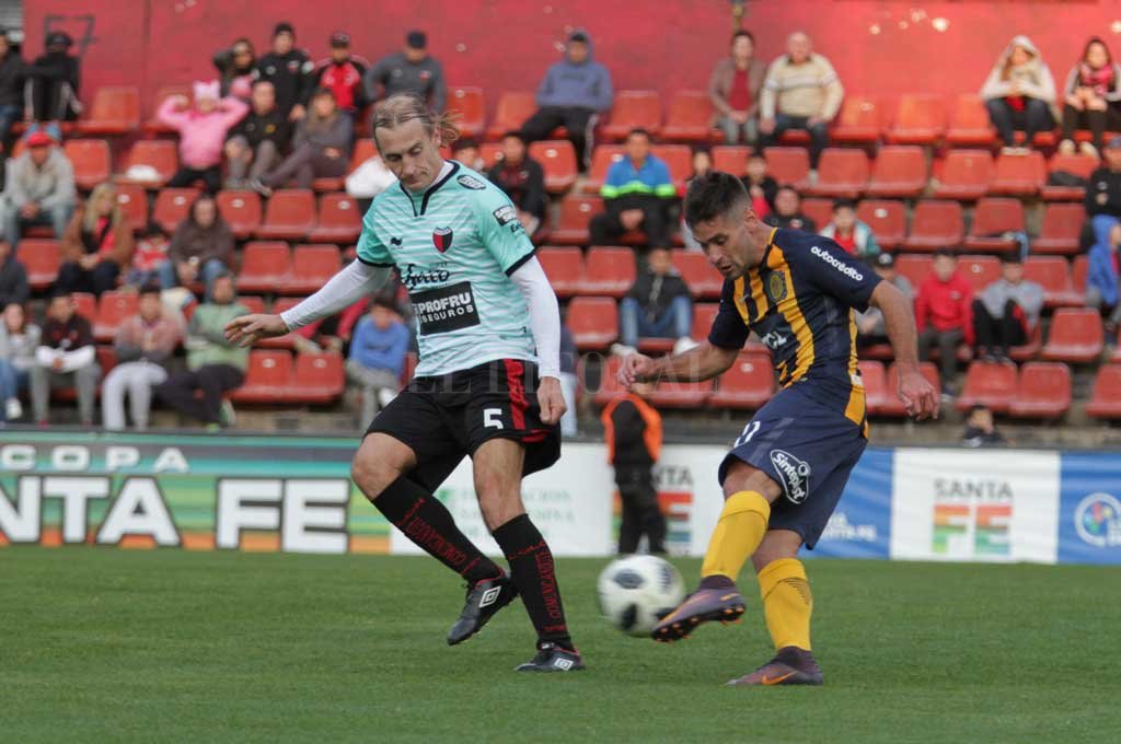 En la cancha de Newell Colón debuta en la Copa Argentina ante Morón - -