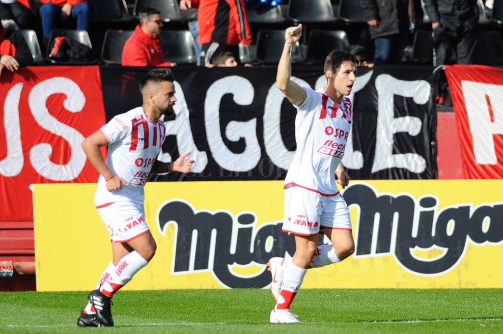 Tras superar a Newell Unión clasificó a las semifinales de la Copa Santa Fe - -