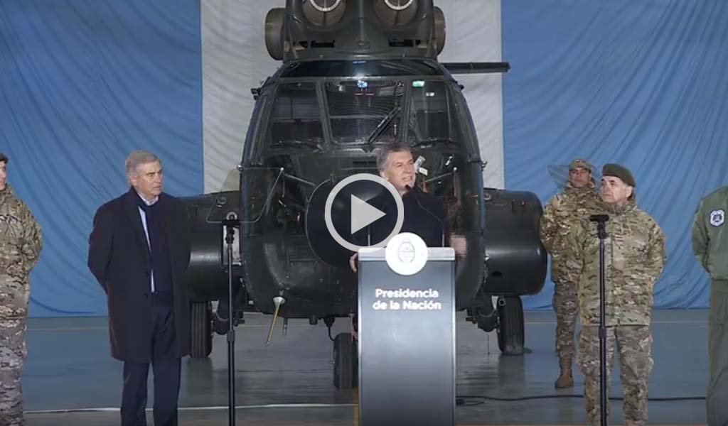 Campo de Mayo Macri anunció una profunda reconversión de las FF.AA - Macri anunció una profunda reconversión de las FF.AA - -