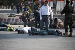 Atentado en el aeropuerto de Kabul: aumenta a 23 el número de muertos Atentado en el aeropuerto de Kabul: aumenta a 23 el número de muertos