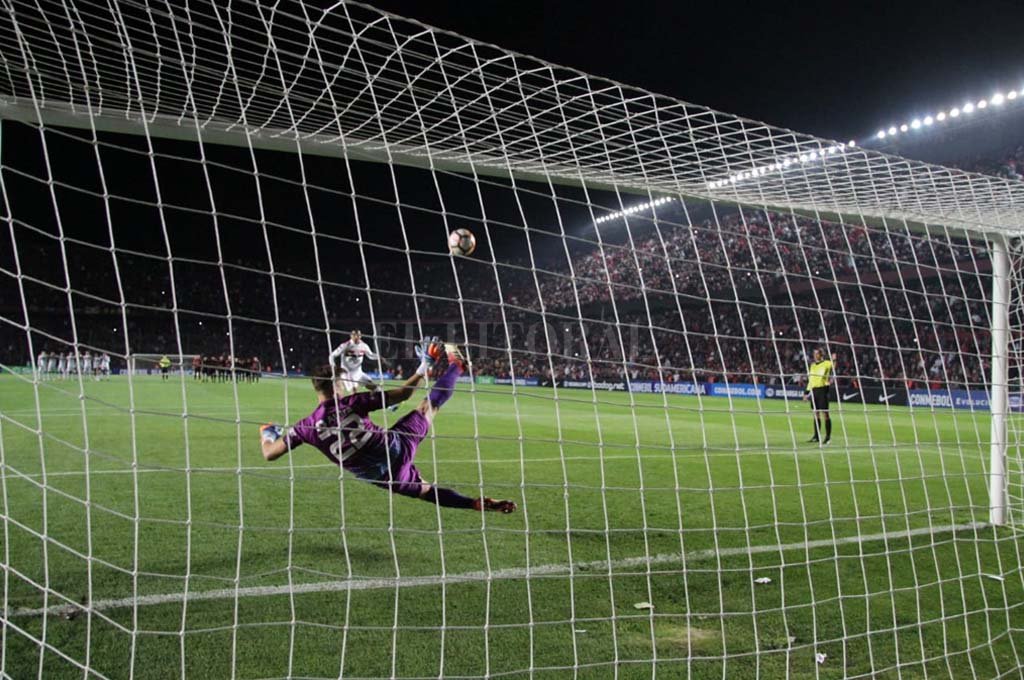 Copa Sudamericana Colón está en octavos de final - Colón está en octavos de final - -