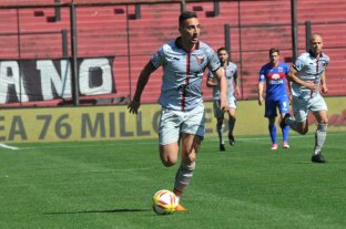 Superliga, Copa Sudamericana y Copa Argentina Colón y la triple competencia "a full" - Correa, el goleador rojinegro. Colón y la triple competencia "a full" - Correa, el goleador rojinegro.