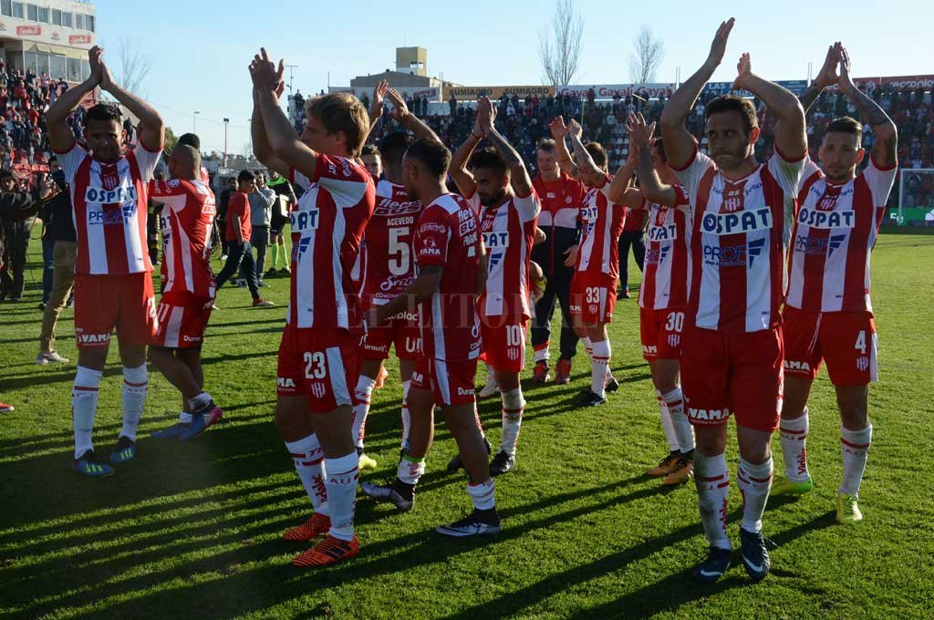 Contra el recién ascendido San Martín Unión pone segunda en Tucumán - Unión pone segunda en Tucumán - -