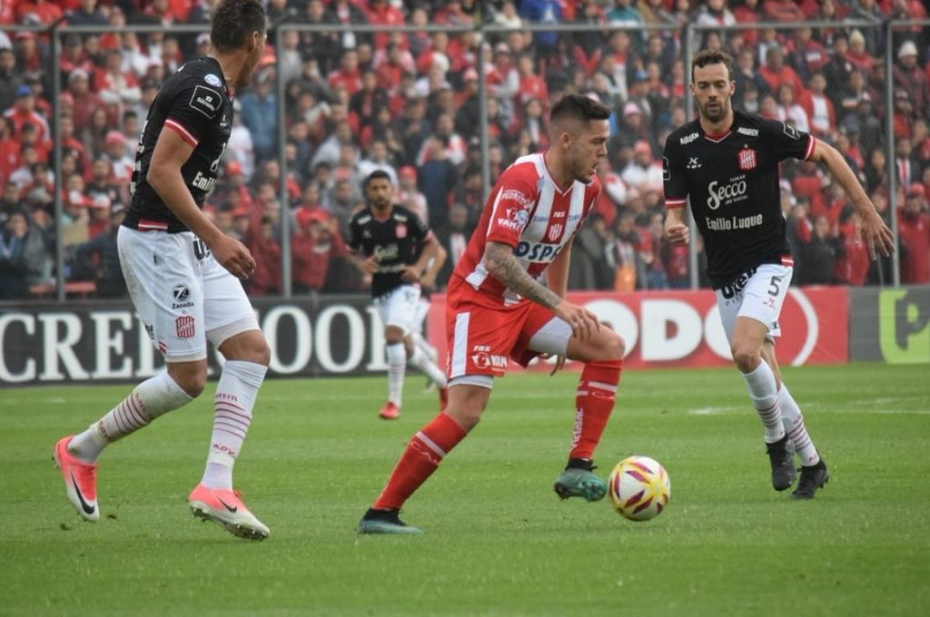 Superliga Argentina de Fútbol - Fecha 2 Unión empató con San Martín en Tucumán - Unión empató con San Martín en Tucumán - -