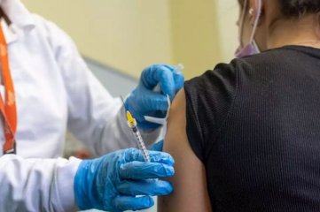 Desde el lunes comienza la vacunación libre para mayores de 40 en Santa Fe Terceras Dosis