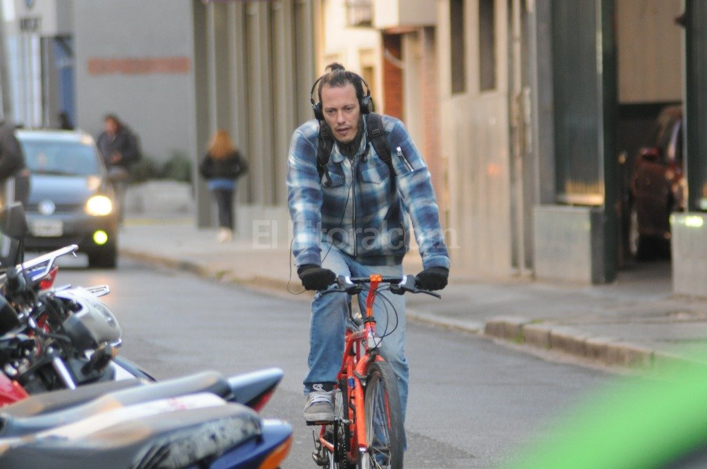 Resultado de imagen para AGRESIONES EN EL TRÃNSITO ENTRE AUTOS, MOTOS Y COLECTIVOS