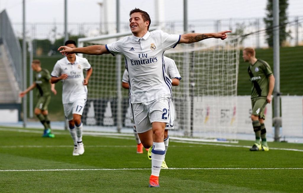 Un Argentino De 19 Años Fue Suplente En El Real Madrid : : El Litoral ...