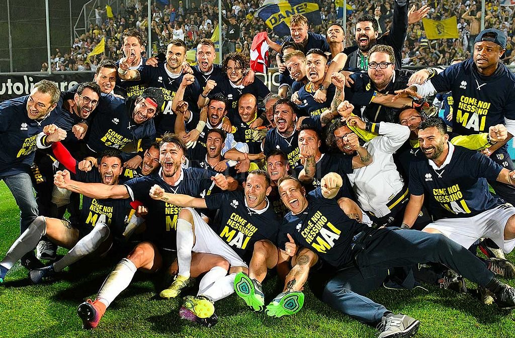 Parma Consiguió Su Tercer Ascenso Consecutivo Y Regresó A La Serie A De Italia El Litoral 