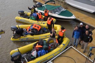 Travesía inédita en gomones semirrígidos Expedicionarios navegan por el Paraná hasta el Amazonas - Los nueve expedicionarios dejaron atrás Paraná y navegan río arriba para cumplir el desafío de llegar al Amazonas. Expedicionarios navegan por el Paraná hasta el Amazonas - Los nueve expedicionarios dejaron atrás Paraná y navegan río arriba para cumplir el desafío de llegar al Amazonas.