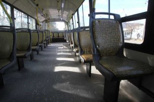 En Santa Fe se siente la medida de fuerza Una semana sin colectivos a la noche y no hay una solución en el corto plazo - No hay solución del conflicto y el servicio nocturno de colectivos sigue sin prestarse en Santa Fe Una semana sin colectivos a la noche y no hay una solución en el corto plazo - No hay solución del conflicto y el servicio nocturno de colectivos sigue sin prestarse en Santa Fe