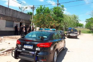 En barrio Chalet Hermano de un ex jugador de Colón fue detenido tras una persecución - Hermano de un ex jugador de Colón fue detenido tras una persecución -
