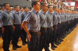 Ciclo lectivo 2019 - 2020 Récord: más de 14.000 inscriptos para las mil vacantes de ingreso a la Policía de la Provincia - Récord: más de 14.000 inscriptos para las mil vacantes de ingreso a la Policía de la Provincia -