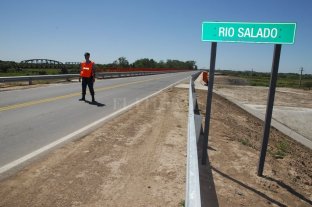 Durante 20 días Restringen el tránsito pesado en el puente de la Ruta Provincial N° 4 sobre el Río Salado - Restringen el tránsito pesado en el puente de la Ruta Provincial N° 4 sobre el Río Salado -