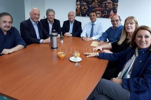 Reunión en Buenos Aires El progresismo abrió una mesa de diálogo para "acordar propuestas" para el país - El progresismo abrió una mesa de diálogo para "acordar propuestas" para el país -