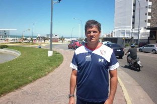 El "profe" es un sostén clave de la idea de Madelón No se olviden de Lisanti - Una foto de archivo, de sus primeros pasos como profe de Unión. Allí inició un camino de éxito en el club, al igual que su "jefe". Mariano Lisanti ha demostrado su capacidad en la preparación de este plantel. No se olviden de Lisanti - Una foto de archivo, de sus primeros pasos como profe de Unión. Allí inició un camino de éxito en el club, al igual que su "jefe". Mariano Lisanti ha demostrado su capacidad en la preparación de este plantel.