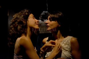 EL VIERNES Estrenan "Ya es miércoles" - El concepto que mejor se ajusta para definir la obra, según su dramaturga y directora, es biodrama. "Drama no es, porque no hay golpes bajos; comedia tampoco, porque hay algo que invade y conmociona", señaló Julieta. Estrenan "Ya es miércoles" - El concepto que mejor se ajusta para definir la obra, según su dramaturga y directora, es biodrama. "Drama no es, porque no hay golpes bajos; comedia tampoco, porque hay algo que invade y conmociona", señaló Julieta.