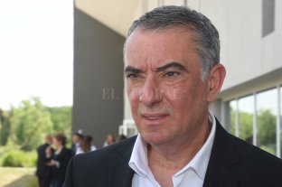 Entre el Iapos y el Colegio de Farmacéuticos El nuevo sistema Pami nació a partir de una experiencia desarrollada en Santa Fe - El administrador de Pami, Sergio Cassinotti, fue uno de los encargados de exhibir las bondades del nuevo sistema. El nuevo sistema Pami nació a partir de una experiencia desarrollada en Santa Fe - El administrador de Pami, Sergio Cassinotti, fue uno de los encargados de exhibir las bondades del nuevo sistema.