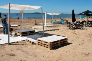 Con flamantes y renovados paradores Para esta temporada, se habilitaron seis playas en la ciudad - Para esta temporada, se habilitaron seis playas en la ciudad -
