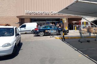 Este sábado "Mecheras" detenidas en el hipermercado de barrio El Pozo - "Mecheras" detenidas en el hipermercado de barrio El Pozo -