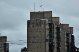Consecuencias del temporal en Santa Fe La tormenta hizo estragos en barrio El Pozo - La tormenta hizo estragos en barrio El Pozo -