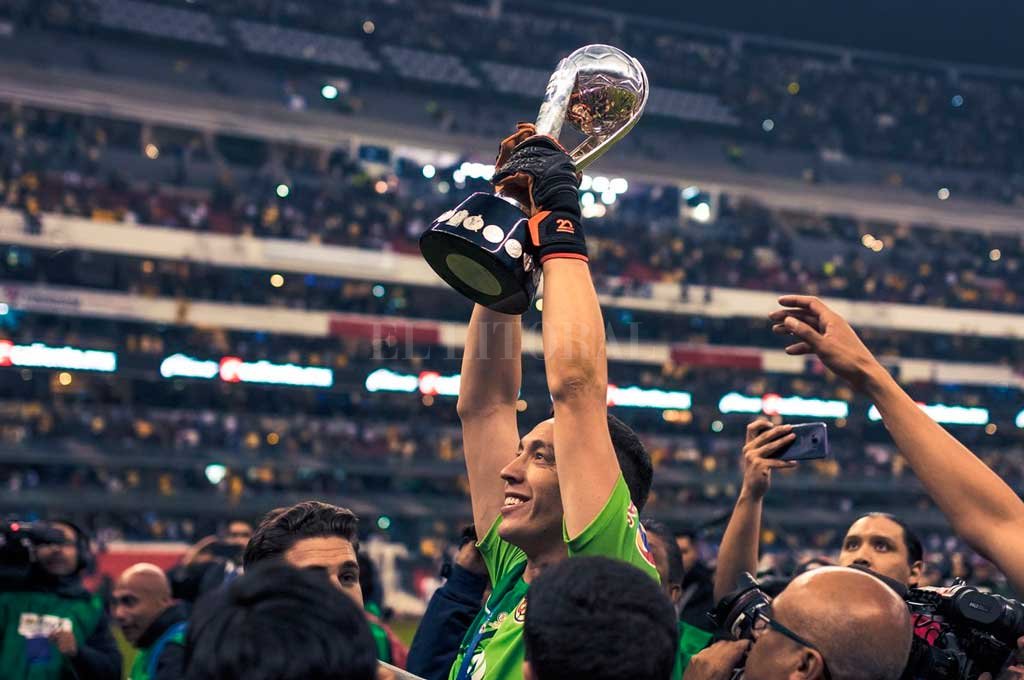 Resultado de imagen para agustin marchesin CAMPEON