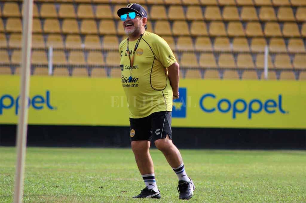 Maradona sigue en Dorados El Litoral Noticias Maradona sigue en Dorados El Litoral Noticias