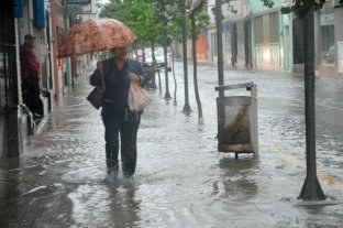 Alternancia de sol y lluvias La ciudad viene "gambeteando" las grandes tormentas en la región - 11 de noviembre. Ese fue el día del último gran temporal en Santa Fe, con 120 milímetros de agua caída. La ciudad viene "gambeteando" las grandes tormentas en la región - 11 de noviembre. Ese fue el día del último gran temporal en Santa Fe, con 120 milímetros de agua caída.