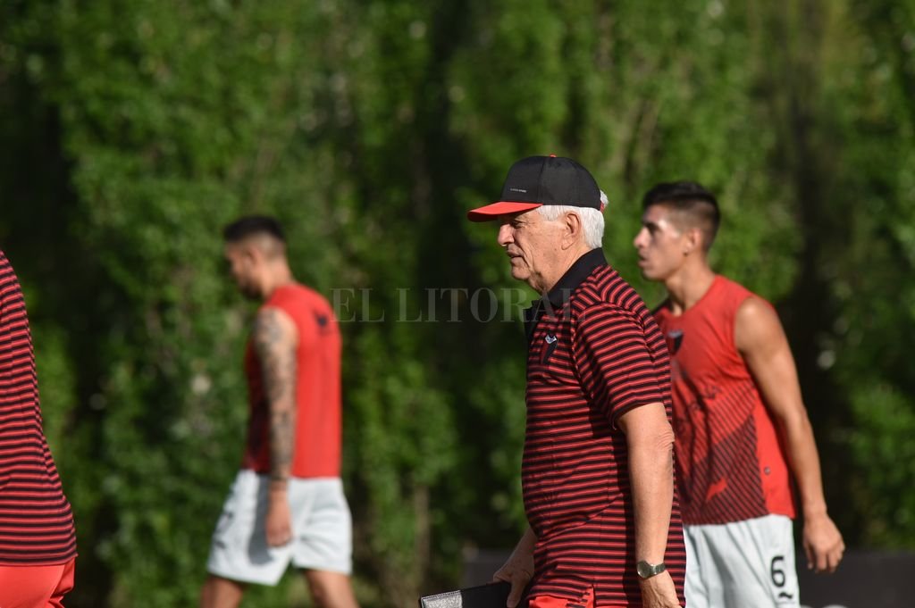 Debuta el lunes 28 contra Argentinos Comesaña, con Zuqui, arranca su gran semana - Comesaña, con Zuqui, arranca su gran semana - -