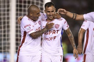 Superliga - Postergado de la fecha 12 Unión le ganó a River en el Monumental - Unión le ganó a River en el Monumental -