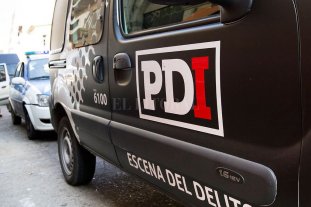 Rosario Debajo de la cama, el cadáver de su vecino - La Policía de Investigaciones de Santa Fe está a cargo del seguimiento del caso Debajo de la cama, el cadáver de su vecino - La Policía de Investigaciones de Santa Fe está a cargo del seguimiento del caso