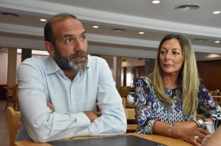 Entrevista a Mariano Fusero Drogas: una mirada sanitaria ante el "fracaso de la prohibición" - Mariano Fusero y Jaquelina Balangione, disertante y anfitriona de la jornada organizada por la Defensa Pública provincial. Drogas: una mirada sanitaria ante el "fracaso de la prohibición" - Mariano Fusero y Jaquelina Balangione, disertante y anfitriona de la jornada organizada por la Defensa Pública provincial.
