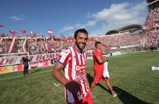 Lucas Gamba explica por qué no renovó su contrato... "Yo tenía un número y Unión no lo podía pagar" - "Yo tenía un número y Unión no lo podía pagar" -