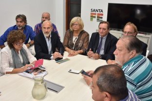 La reunión pasó a un cuarto intermedio en fecha a definir Paritaria docente: rechazo de los gremios al ofrecimiento del gobierno - Paritaria docente: rechazo de los gremios al ofrecimiento del gobierno -