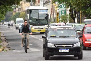 Presentaron el primer Índice de Costos de Movilidad de la ciudad Mantener y usar el auto cuesta lo mismo que comprar una bicicleta nueva al mes - Movilidad. A veces el bolsillo impide elegir en qué medio viajar, otras es una decisión personal. Mantener y usar el auto cuesta lo mismo que comprar una bicicleta nueva al mes - Movilidad. A veces el bolsillo impide elegir en qué medio viajar, otras es una decisión personal.