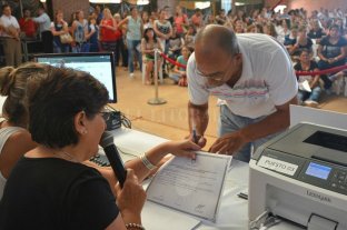Retrucó el gobierno Por los paros docentes, la provincia suspende el cronograma de titularizaciones - Por los paros docentes, la provincia suspende el cronograma de titularizaciones -