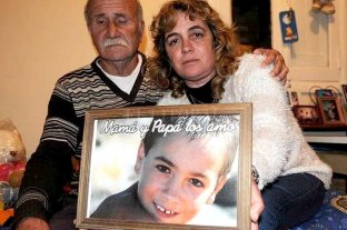 Conmoción Matan a golpes al padre del niño asesinado en Miramar en 2011 y detuvieron a su esposa - El padre y el hijo, asesinados en la misma vivienda en 2019 y 2011, respectivamente. La mujer, esposa y madre de las víctimas, permanece detenida. Matan a golpes al padre del niño asesinado en Miramar en 2011 y detuvieron a su esposa - El padre y el hijo, asesinados en la misma vivienda en 2019 y 2011, respectivamente. La mujer, esposa y madre de las víctimas, permanece detenida.
