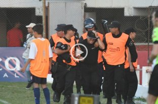 Este domingo Copa Argentina: incidentes con hinchas de Newell´s en el 15 de Abril - Copa Argentina: incidentes con hinchas de Newell´s en el 15 de Abril -