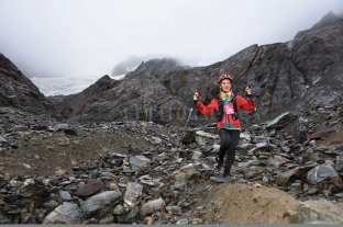 Con cada vez más adeptos Una santafesina hizo podio en el trail del "Fin del Mundo" - Marisa Nieva. la santafesina fue tercera en una de las carreras de trail más importantes del país. Una santafesina hizo podio en el trail del "Fin del Mundo" - Marisa Nieva. la santafesina fue tercera en una de las carreras de trail más importantes del país.