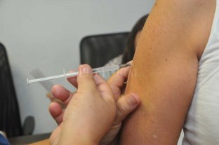 La dosis ya está disponible en todos los centros de salud pública Piden a la población con factores de riesgo que se vacune contra la gripe - Prevención. Vacunarse no sólo disminuye el riesgo de enfermedad grave o muerte, sino que mejora la calidad de vida en la población de riesgo. Piden a la población con factores de riesgo que se vacune contra la gripe - Prevención. Vacunarse no sólo disminuye el riesgo de enfermedad grave o muerte, sino que mejora la calidad de vida en la población de riesgo.