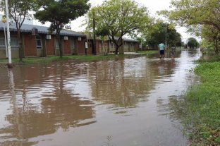 La explicación de un experto Las inundaciones en Corrientes y Chaco tendrían "baja incidencia" en Santa Fe - La localidad chaqueña de Charata es una de las más perjudicadas por las inundaciones. Las inundaciones en Corrientes y Chaco tendrían "baja incidencia" en Santa Fe - La localidad chaqueña de Charata es una de las más perjudicadas por las inundaciones.