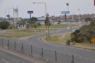 Inseguridad en Santa Fe Detenidos tras intentar robar en el hipermercado de barrio El Pozo - Detenidos tras intentar robar en el hipermercado de barrio El Pozo -