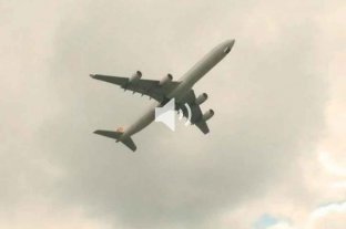 Dos aviones estuvieron a punto de chocar en el aire y el piloto insultó a la controladora: "Son unos inútiles" - Dos aviones estuvieron a punto de chocar en el aire y el piloto insultó a la controladora: "Son unos inútiles" -