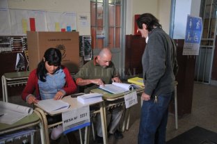 Buscan reemplazos Paso en Santa Fe: renunció una de cada tres autoridades de mesa - Paso en Santa Fe: renunció una de cada tres autoridades de mesa -