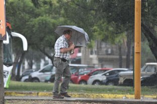 Centro y sur de la provincia Sigue vigente un alerta por abundantes lluvias para Santa Fe - Sigue vigente un alerta por abundantes lluvias para Santa Fe -