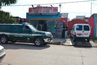 Incautaron casi tres toneladas en mal estado Allanan carnicerías por venta de carne podrida - Nueve allanamientos se realizaron en las ciudades de San Francisco (Cba.) y Frontera (Sta. Fe). Allanan carnicerías por venta de carne podrida - Nueve allanamientos se realizaron en las ciudades de San Francisco (Cba.) y Frontera (Sta. Fe).